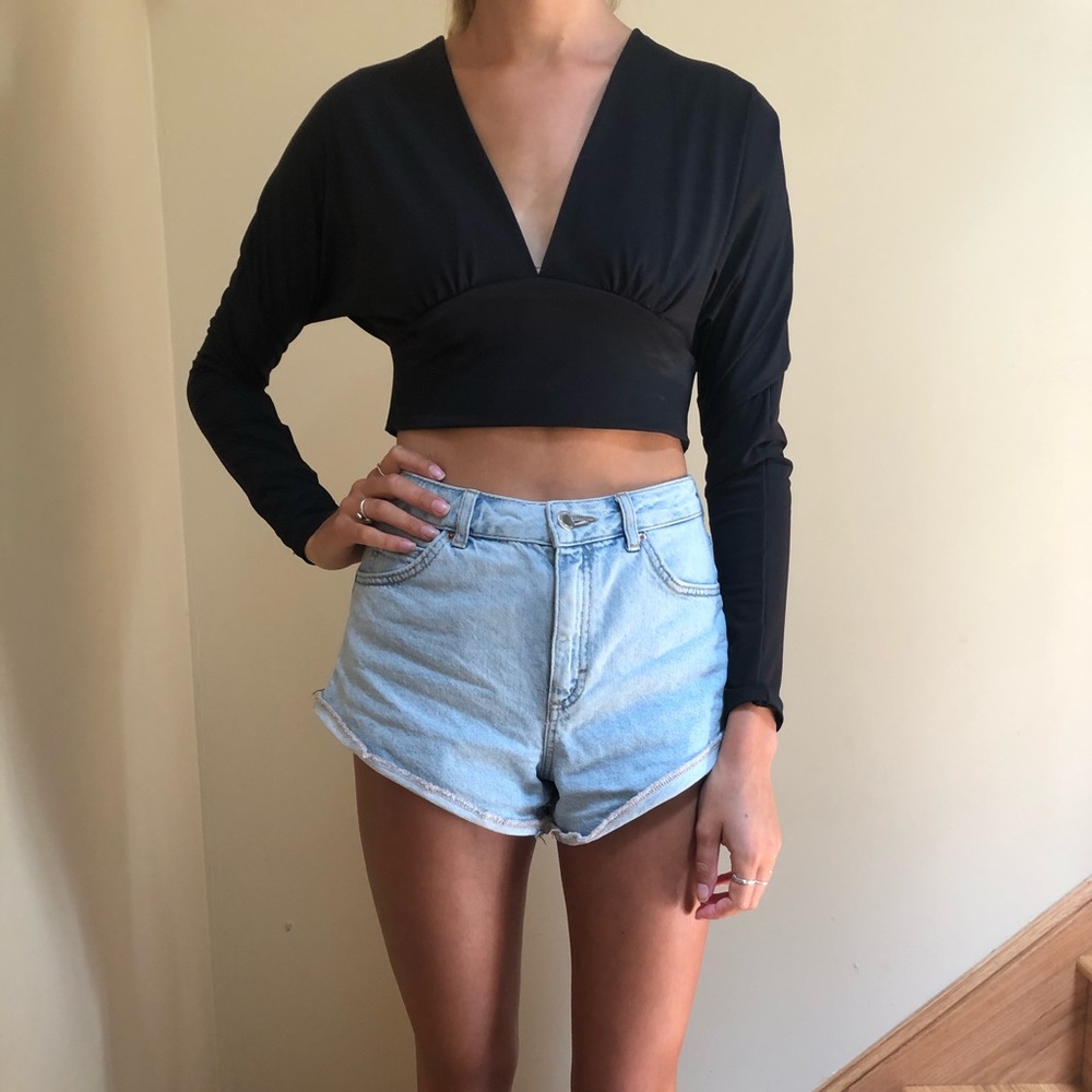 Omg sleeve crop top